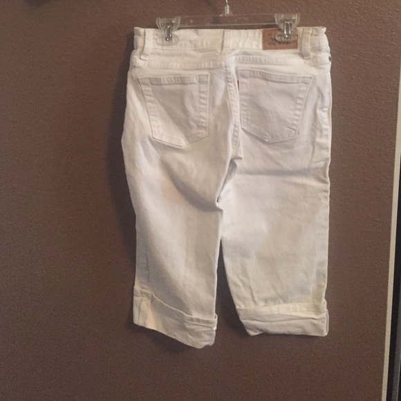 Levi's Capris - Picture 2 of 4