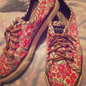Flower pattern Sperry Top-sider