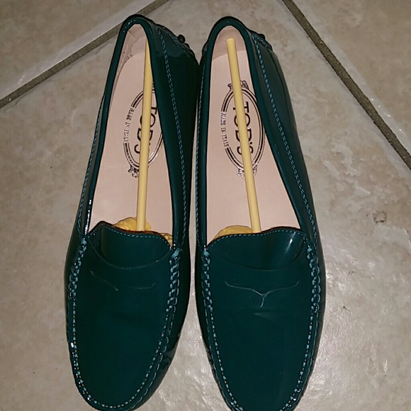 Brand new TODS slip on emerald shoes 37 1/2