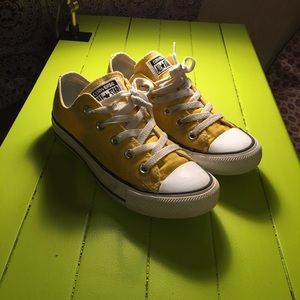 Converse 💛