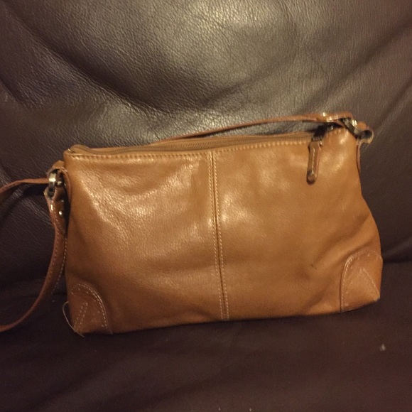 Tignanello small sized purse - Picture 2 of 4