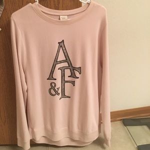 🎀Abercrombie and Fitch oversized sweater🎀