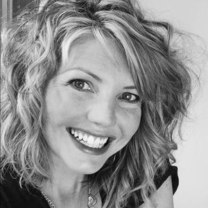 Meet your Posher, Corinne