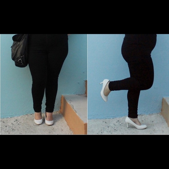 Forever 21 Highwaisted stretch jeans BLACK