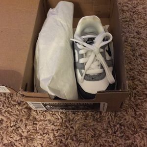 New in box Nike Air Navigate