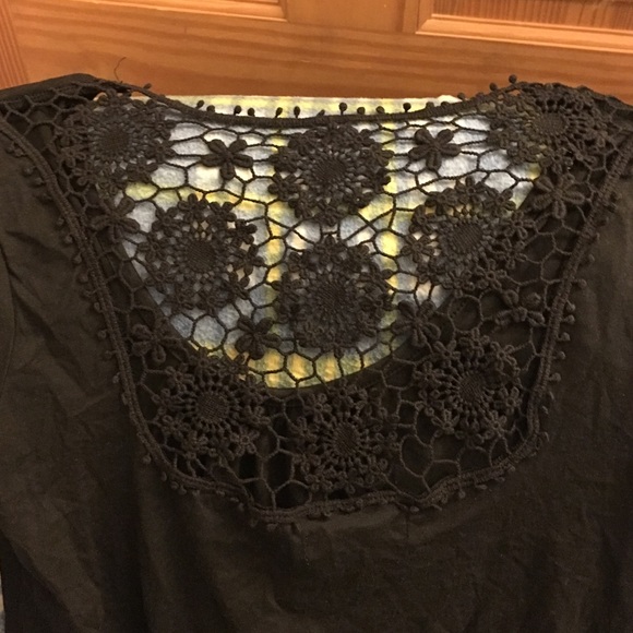 LEI Tunic. - Picture 4 of 4