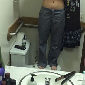 Great condition carharrt  scrub pants