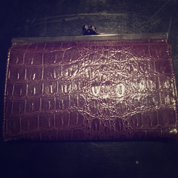 Purple clutch