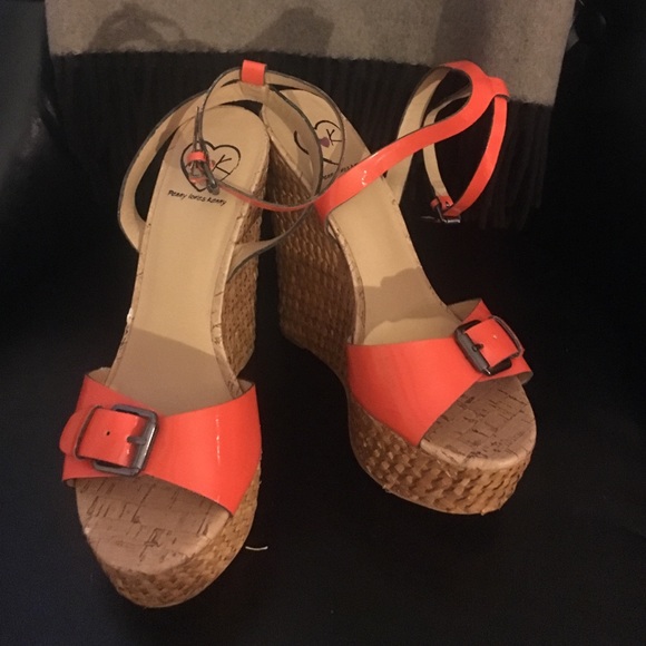 Wedges tan and orange size 8