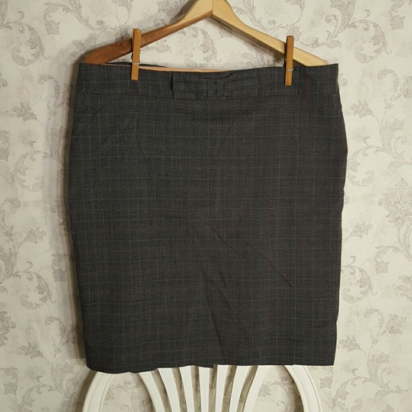 Gray and purple plaid skirt