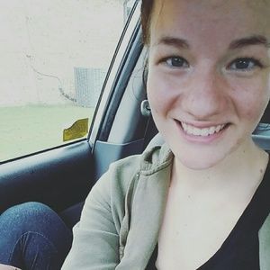 Meet your Posher, Stacey