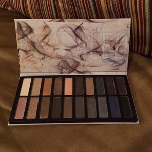 Coastal Scents Revealed Smoky Palette