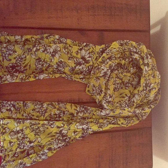 Light scarf
