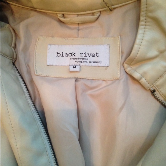 Leather jacket - Picture 3 of 3