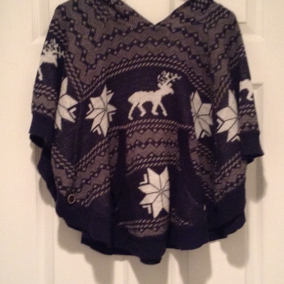 Cute poncho hoodie