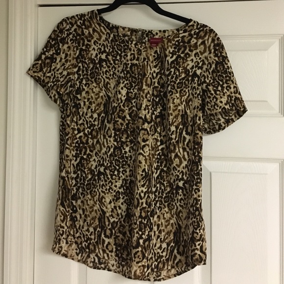 Leopard print top