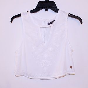 White Kendall&Kylie tank