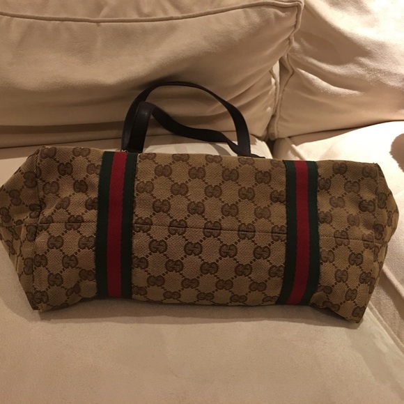 More pic - Picture 1 of 4