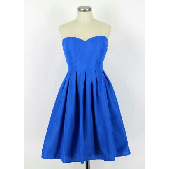 J. Crew Dresses & Skirts - J.CREW Marlie Dress in Classic Faille