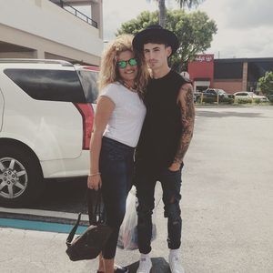 Meet your Posher, Carlos