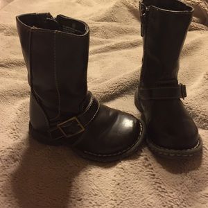 Size 6 Cherokee boots