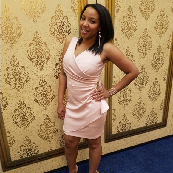 Meet your Posher, Monica - Picture 2 of 3