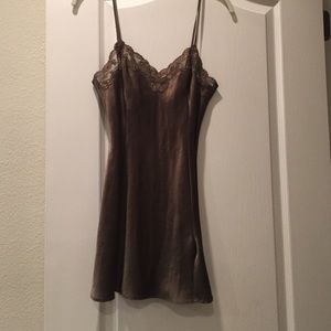 VICTORIA SECRET NIGHT LINGERIE