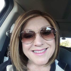 Meet your Posher, Beverly