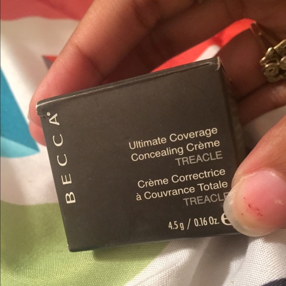Becca concealer