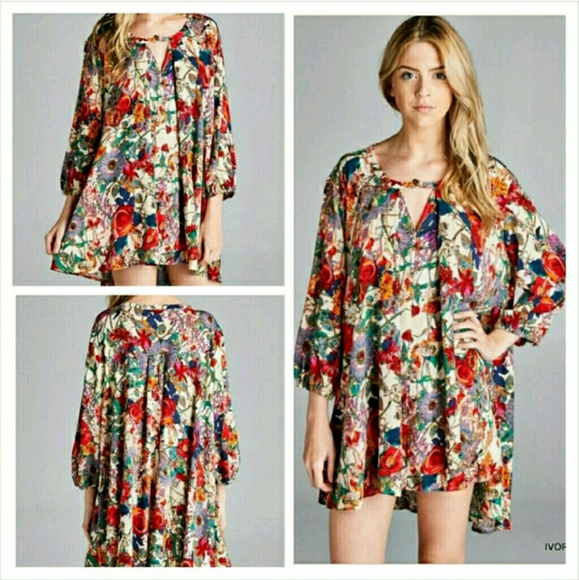 Gorgeous Floral Tunic with Side Pockets