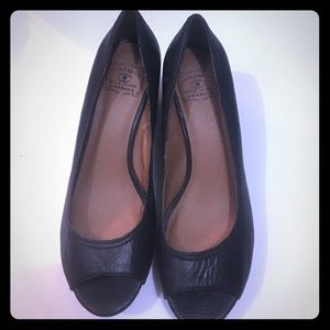 Lucky Brand Wedge - Size 8.