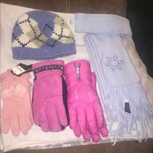 Waterproof gloves and winter bundle