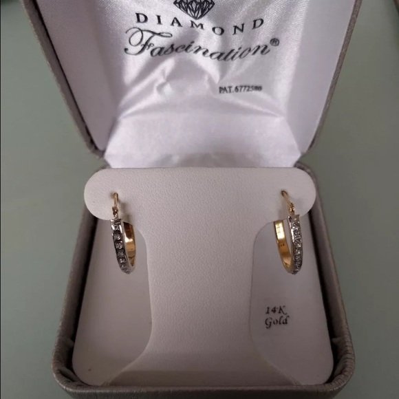 💍SOLD💍14K Gold Diamond Earrings