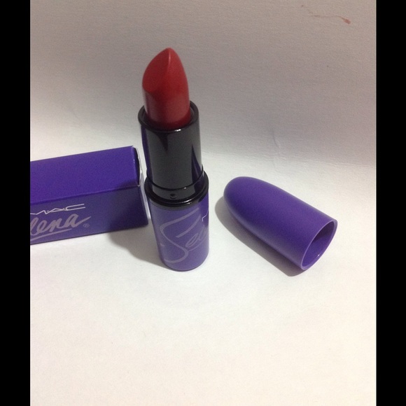 MAC Cosmetics Selena Lipstick - Picture 2 of 4