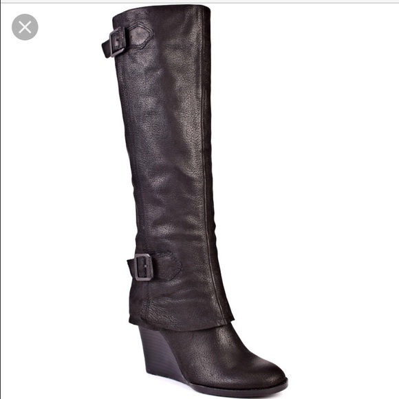 Vince Camuto Autumn wedge boot