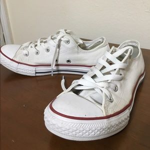 White low top converse