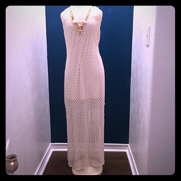Dresses & Skirts - Crochet maxi dress