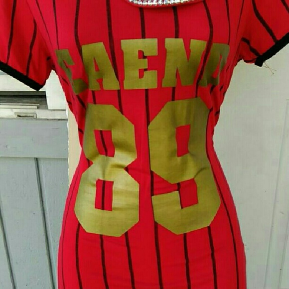 Red mini dress - Picture 2 of 4
