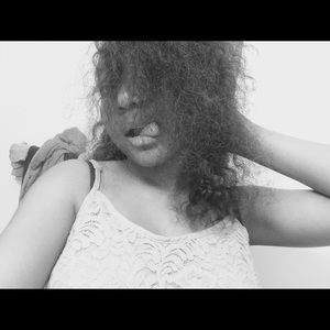 Meet your Posher, Alexis