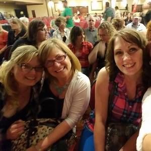 Meet your Posher, Carrie