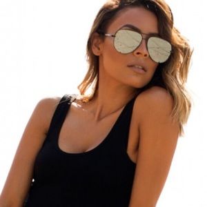 Quay x Desk Perkins Black HighKey sunglasses