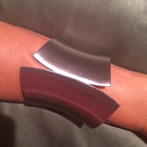 Modern bracelet - Picture 3 of 3