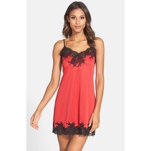 💄 Brand New NATORI 'Enchant' Chemise 💄