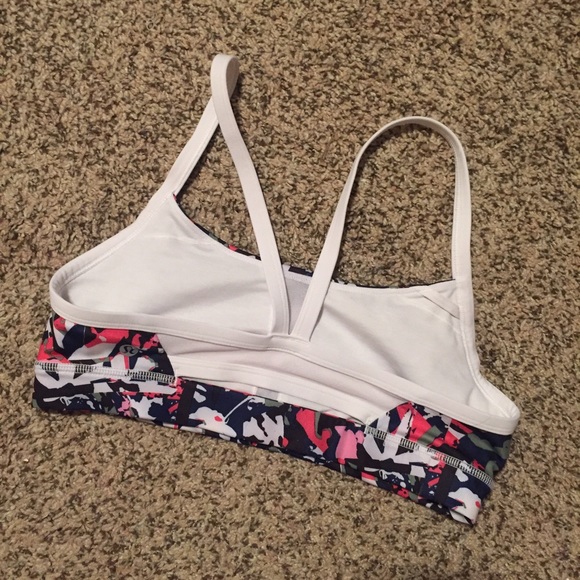 Lululemon Rise and Run Bra - Picture 2 of 4