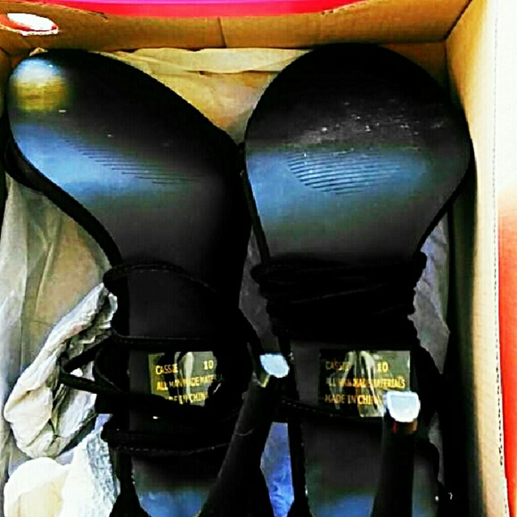 SOLD.....Strappy heels. - Picture 2 of 2