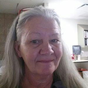 Meet your Posher, Loretta