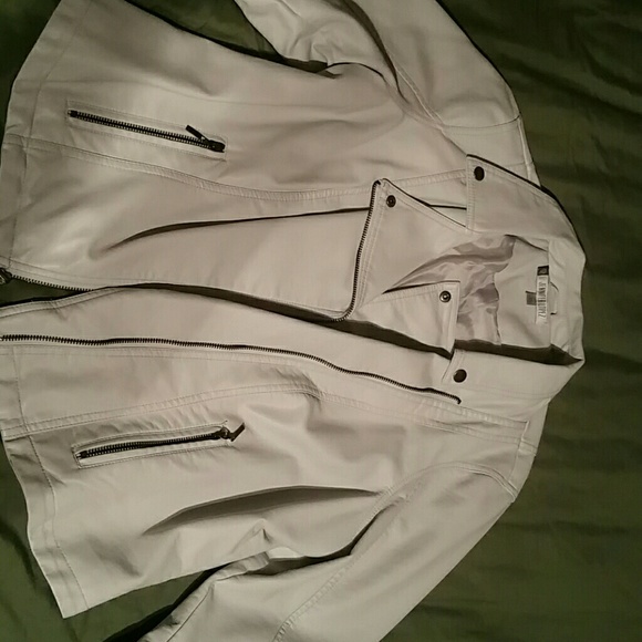 Jacket - Picture 2 of 2