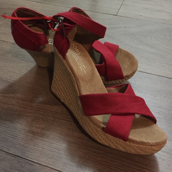 TOMS Red Cork wedges - size 5.5 - New never used
