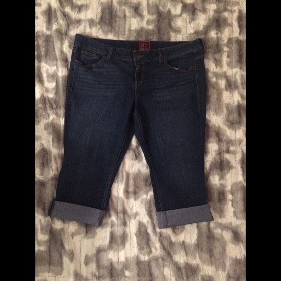 Torrid Denim crops
