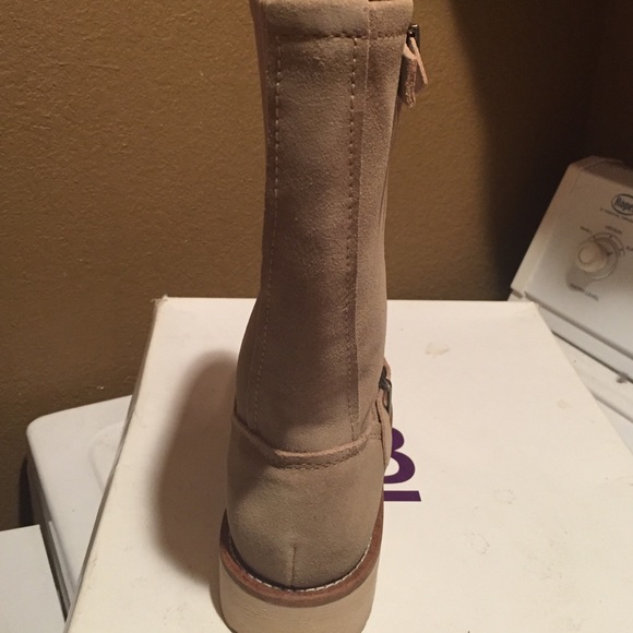 Brand New mid high boots - Picture 4 of 4